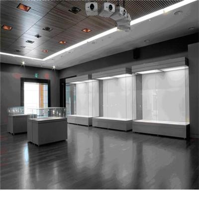 隆城展示 一鍵智能博物館展柜與電動(dòng)平移系統(tǒng)，打造專業(yè)文物展覽服務(wù)